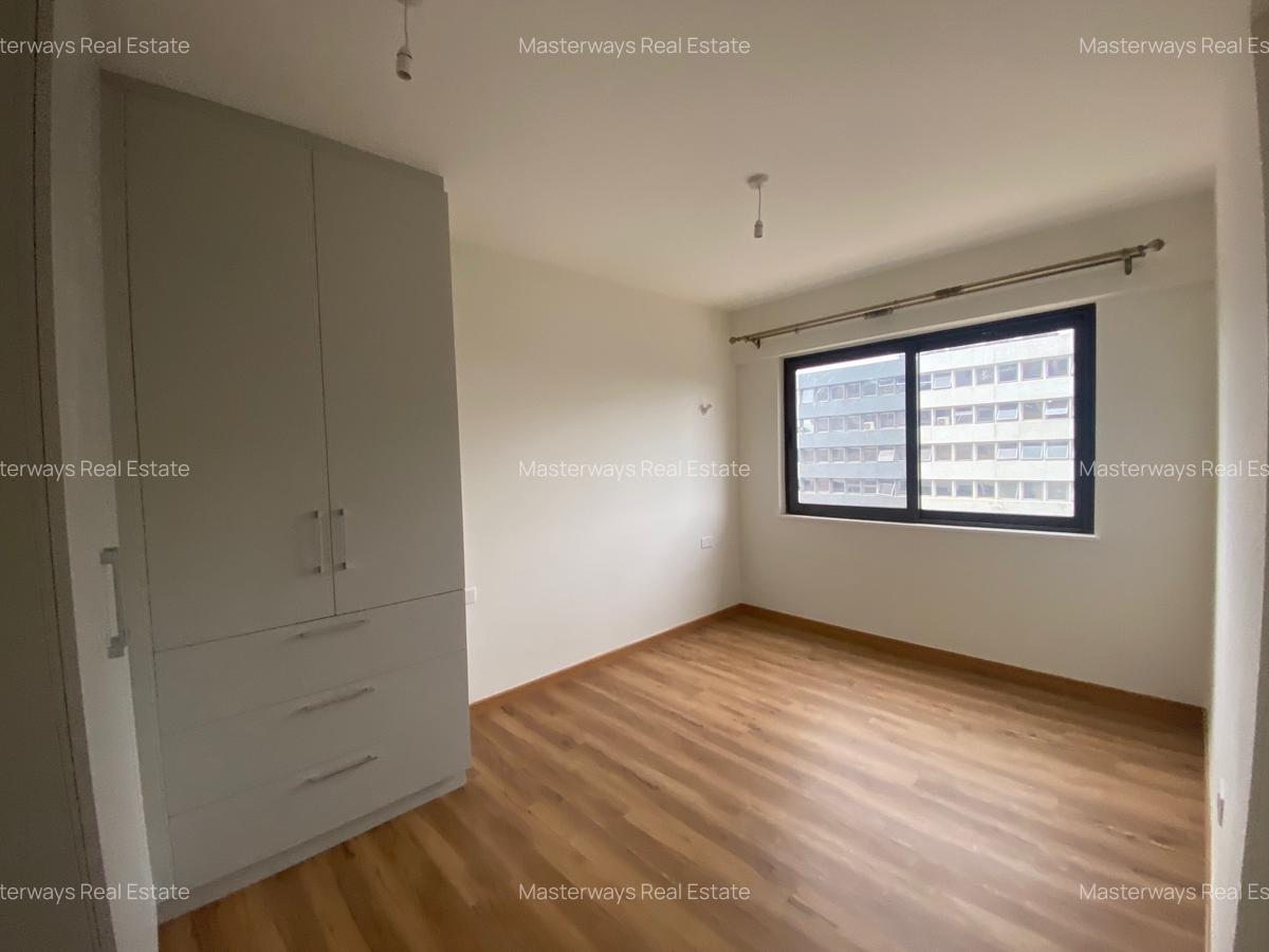 2 Bed Apartment with En Suite at Garden City - 5