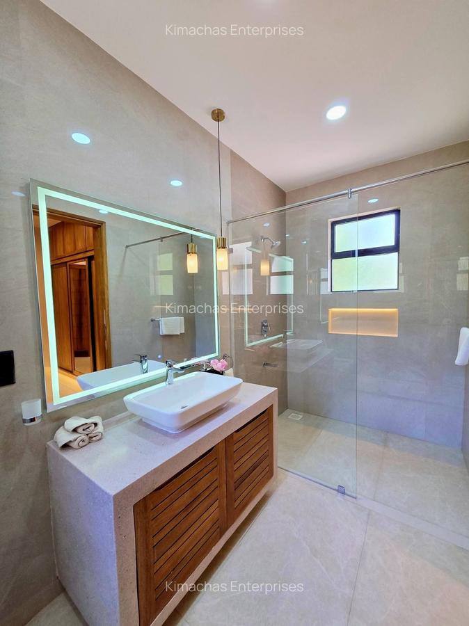 3 Bed Apartment with En Suite at Mt Kenya Road - 3