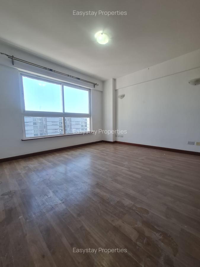 4 Bed Apartment with En Suite in General Mathenge - 4