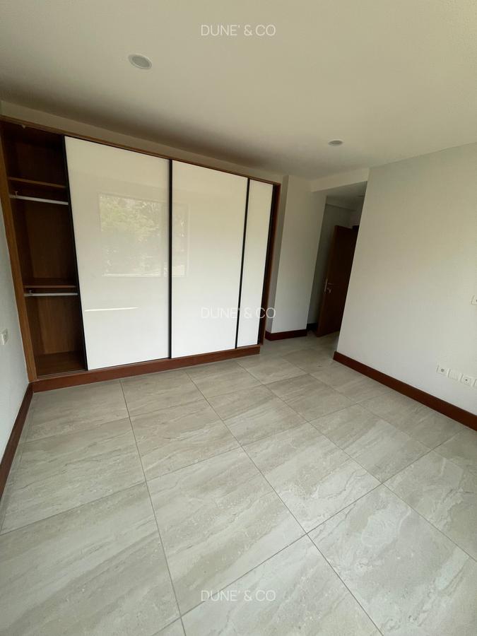 2 Bed Apartment with En Suite in Westlands Area - 10