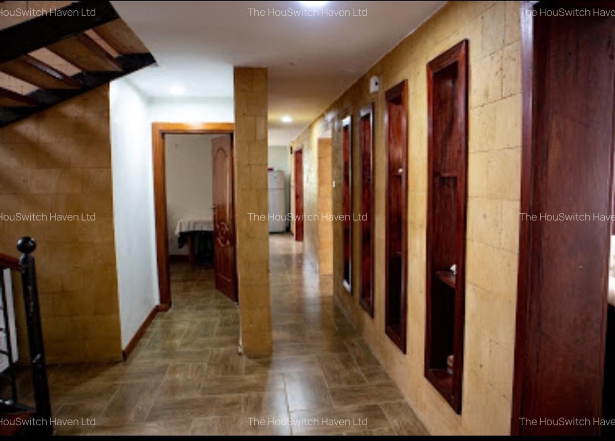 6 Bed House with En Suite at Maasai Lodge Rd - 7