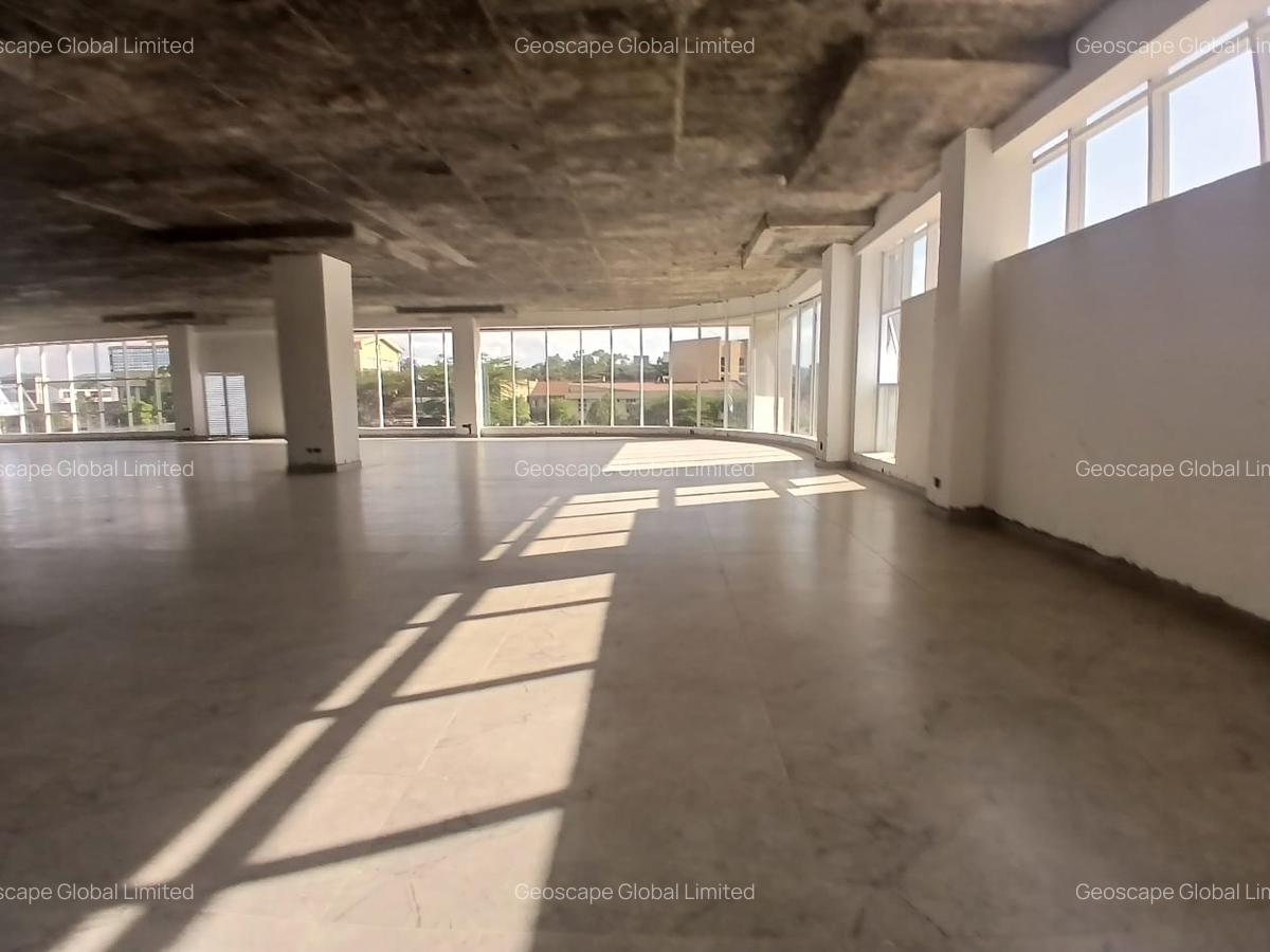 5,600 ft² Office with Parking in Karen - 6
