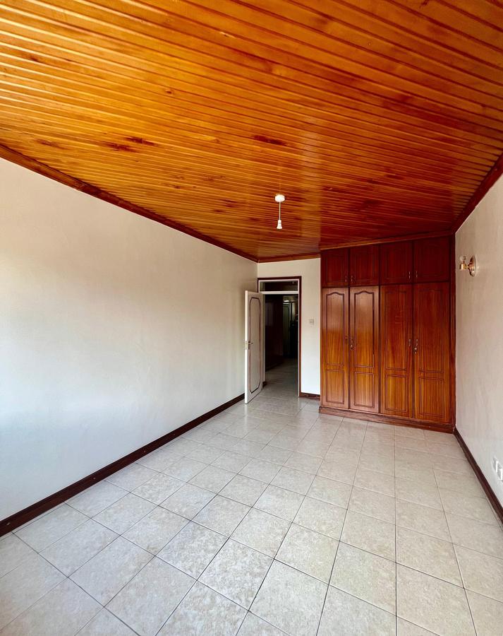 4 Bed Townhouse with En Suite at Kileleshwa - 6