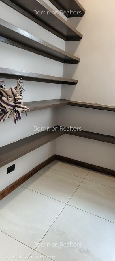4 Bed Apartment with En Suite in Westlands Area - 13