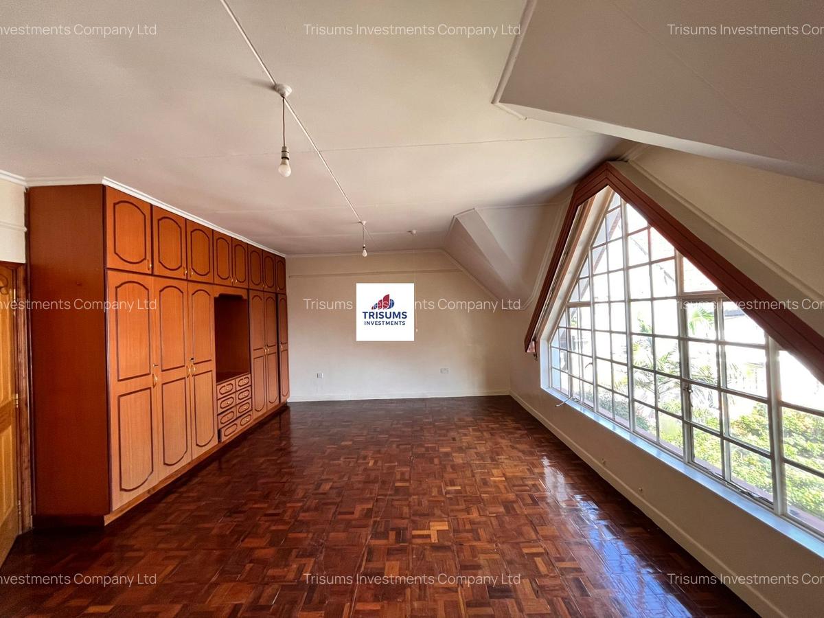 4 Bed Townhouse with En Suite in Westlands Area - 8