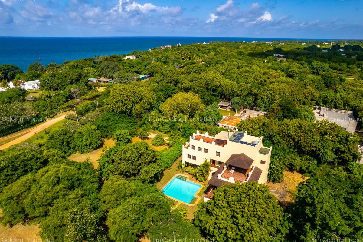 3 Bed Townhouse at Plantation - 7