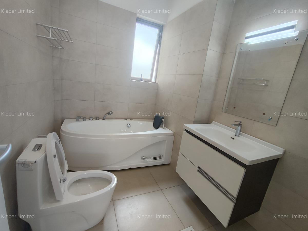 4 Bed Apartment with En Suite in Lavington - 4