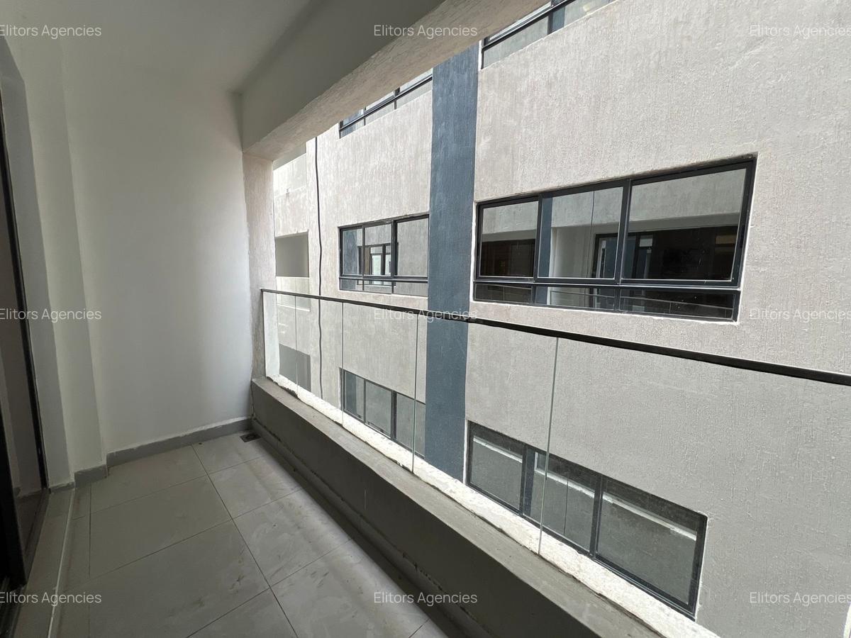 4 Bed Apartment with En Suite at 5Th Parklands - 2