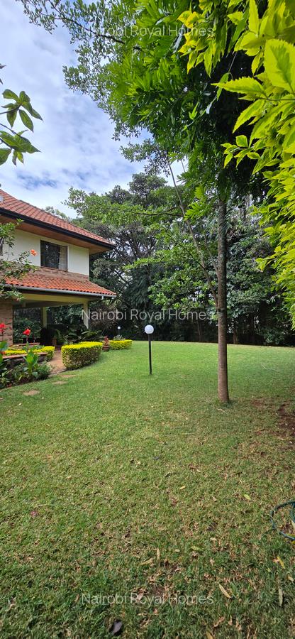 5 Bed House with En Suite at Rosslyn Park 01 - 19