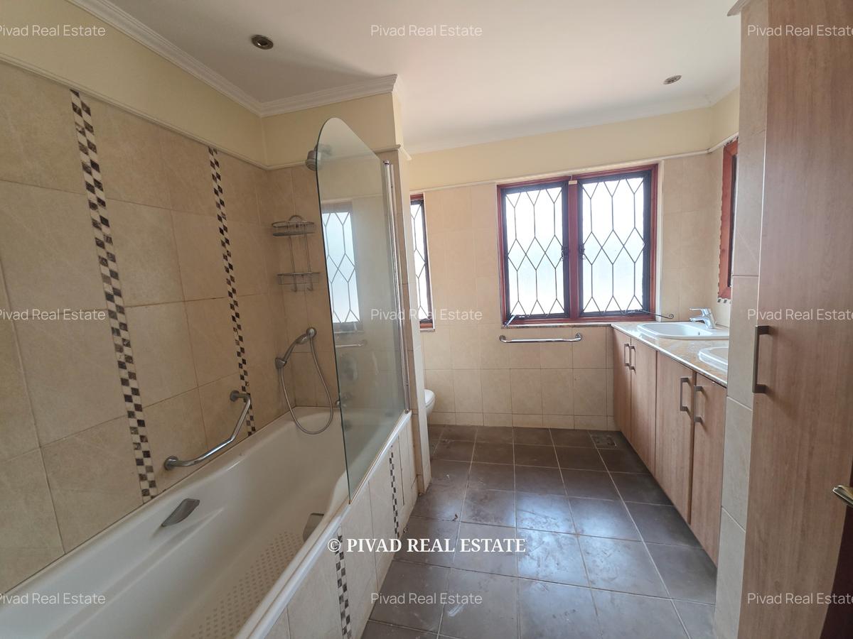 5 Bed House with Garden in Gigiri - 11