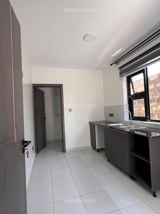 5 Bed House with En Suite in Ruiru - 2