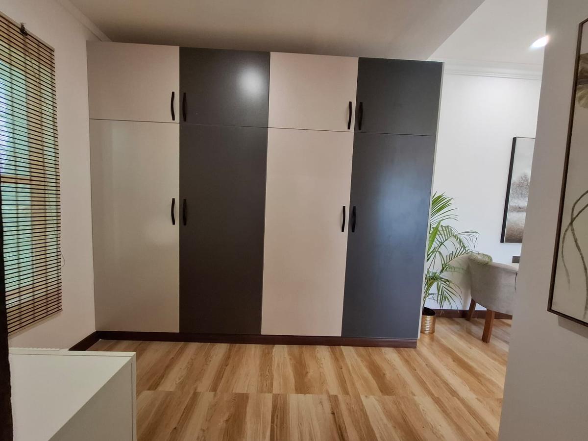 Serviced 3 Bed Apartment with En Suite in Kileleshwa - 11