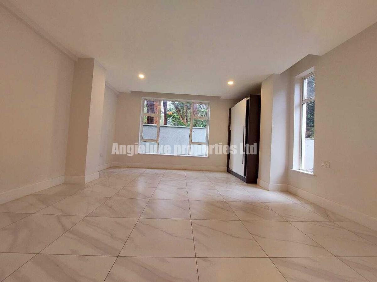 3 Bed Apartment with En Suite at Raphta Road - 11