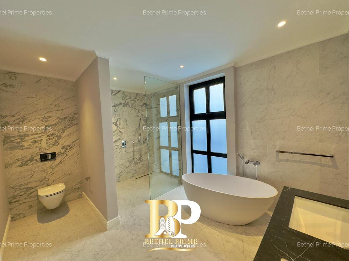 Serviced 3 Bed Apartment with En Suite in Runda - 4