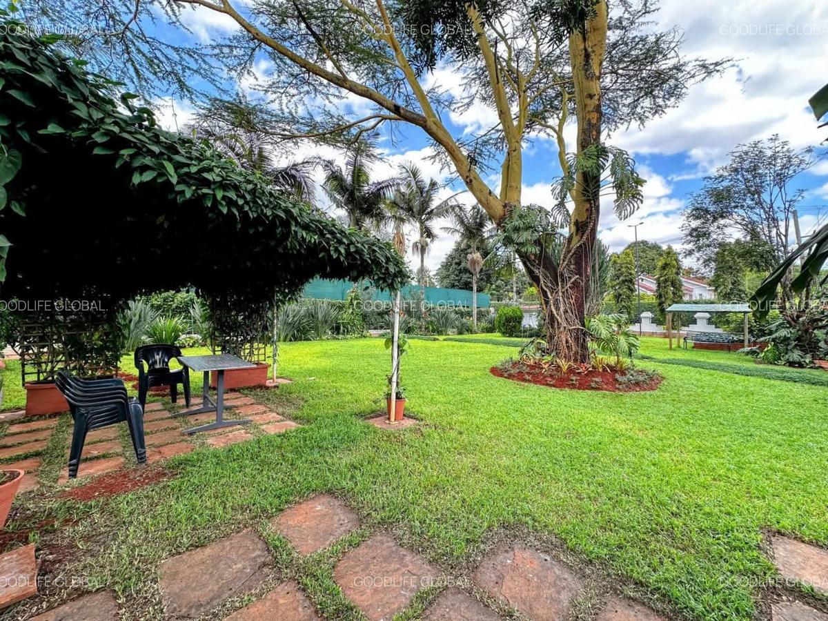 4 Bed House with En Suite at Runda - 5