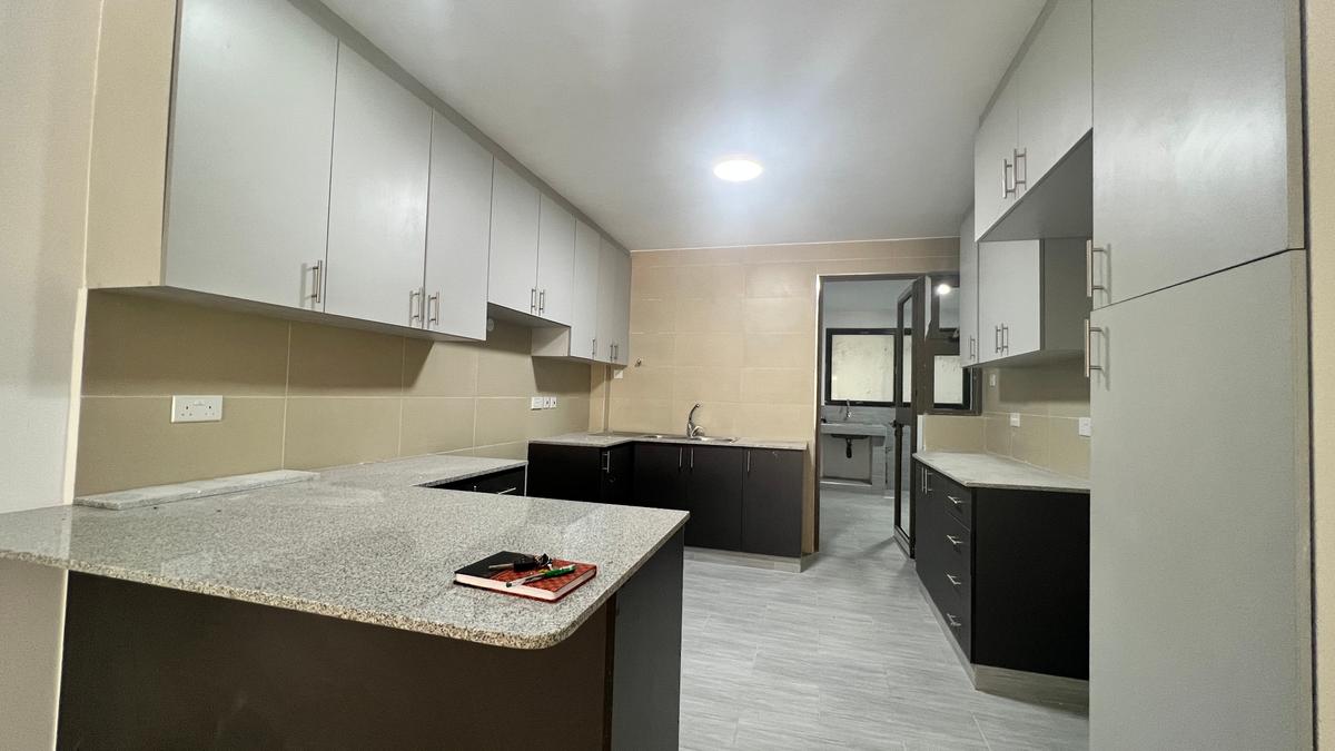 2 Bed Apartment with En Suite at Lavington - 2