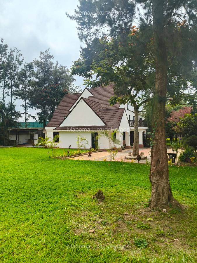 7 Bed House with En Suite at Hillcrest - 1