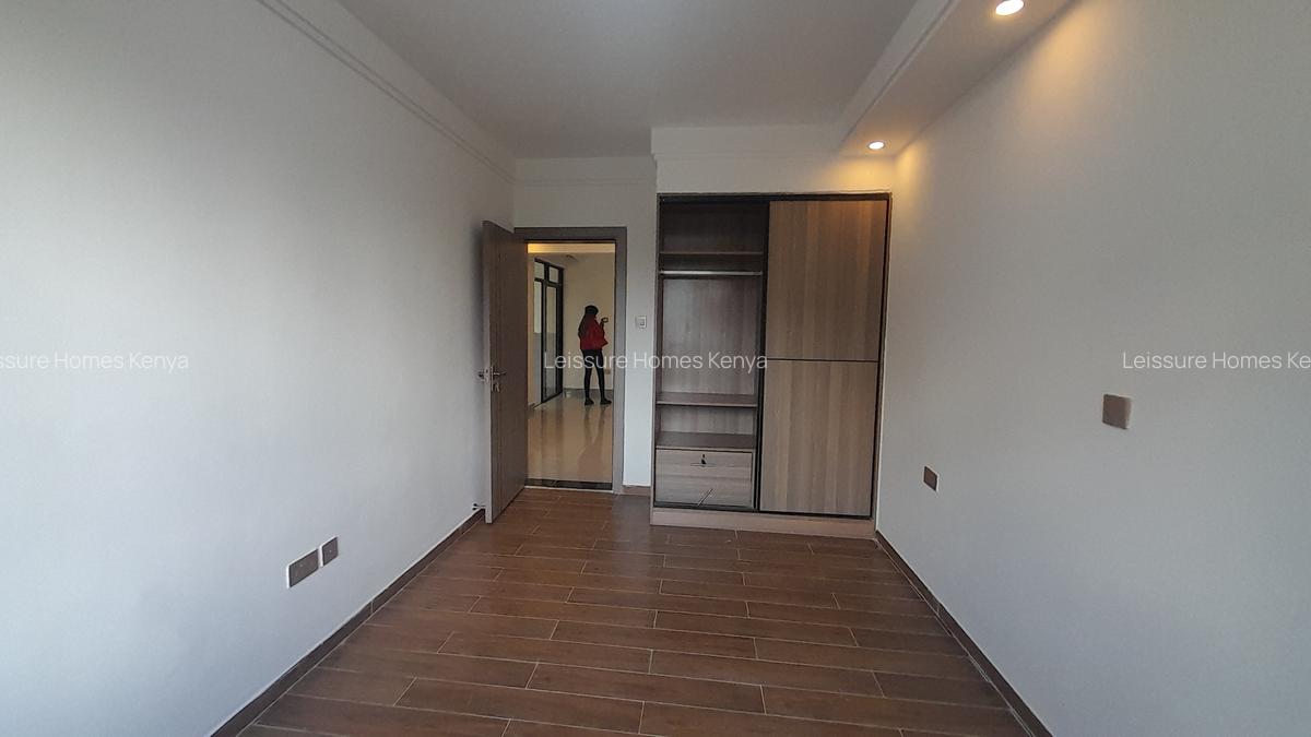 2 Bed Apartment with En Suite at Hatheru Road - 7