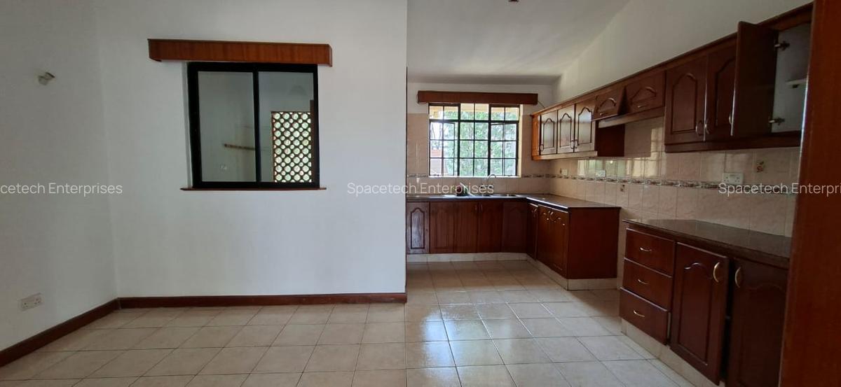 2 Bed Apartment with En Suite in Westlands Area - 9
