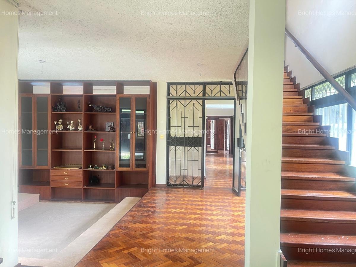5 Bed Villa with En Suite in Muthaiga - 19