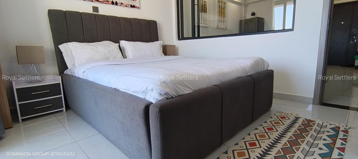 Serviced 1 Bed Apartment with En Suite at Westlands Road - 8