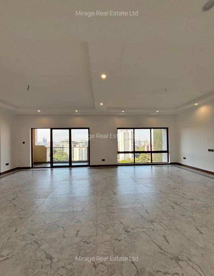 3 Bed Apartment with En Suite in Kileleshwa - 11