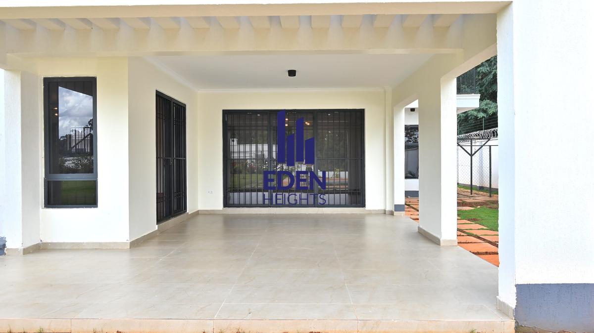 5 Bed Townhouse with En Suite in Loresho - 3