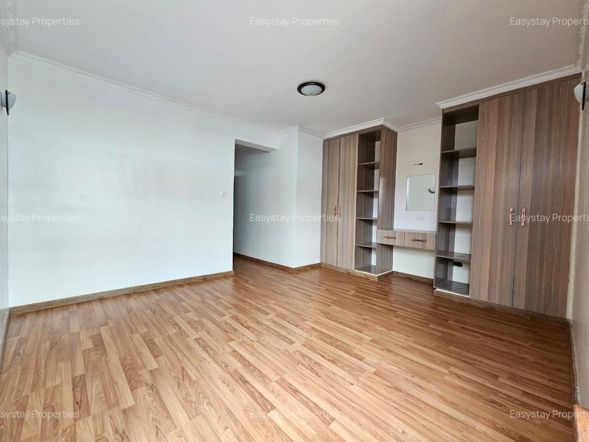 6 Bed Townhouse with En Suite in Lavington - 7