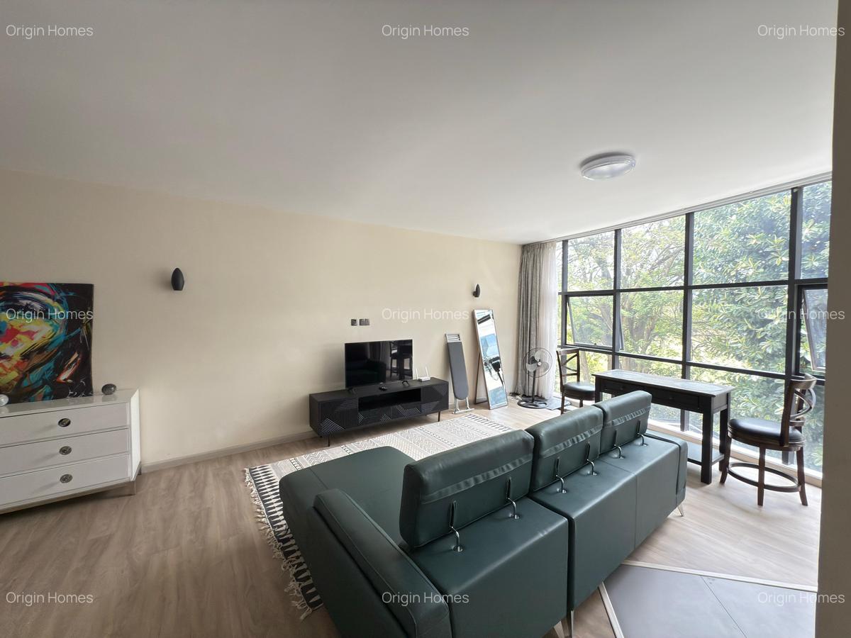 Serviced 1 Bed Apartment with En Suite at Westlands - 1