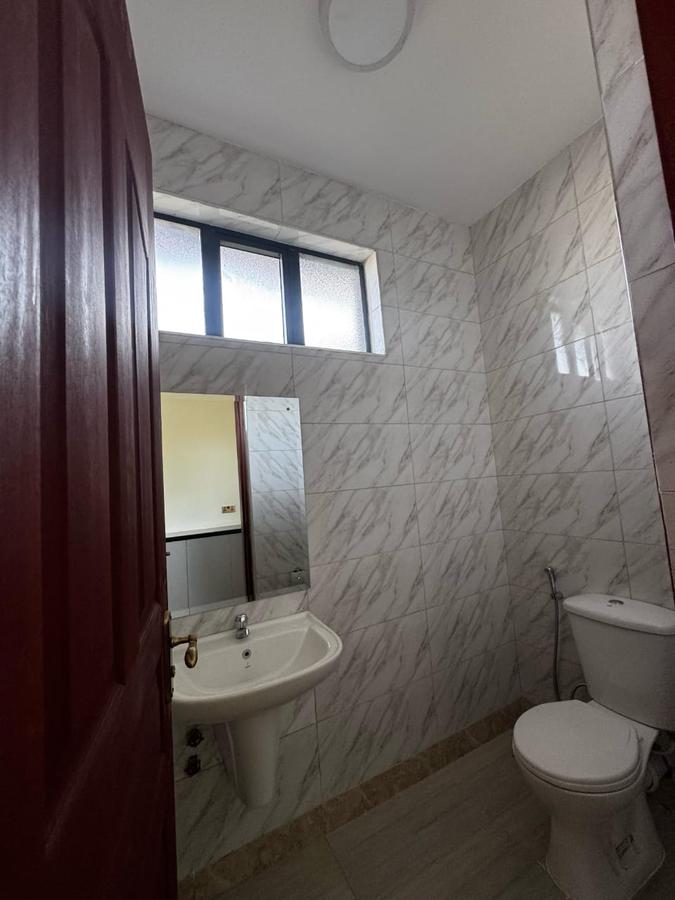 5 Bed Townhouse with En Suite in Lavington - 15