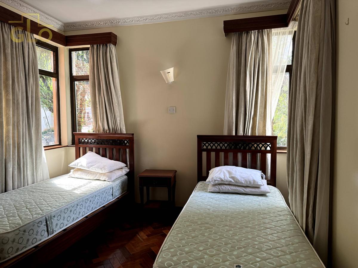 Furnished 2 Bed Apartment with En Suite in Kilimani - 11