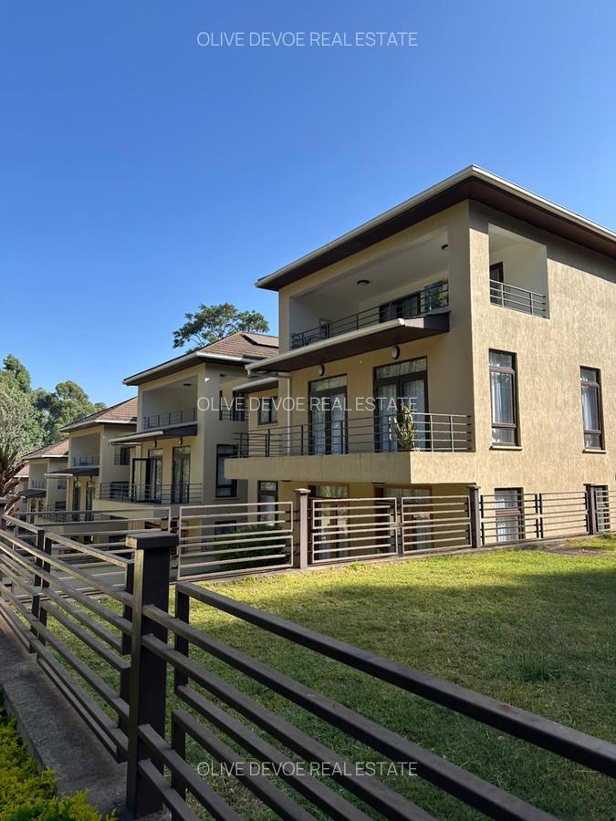 5 Bed Townhouse with En Suite in Lavington - 1