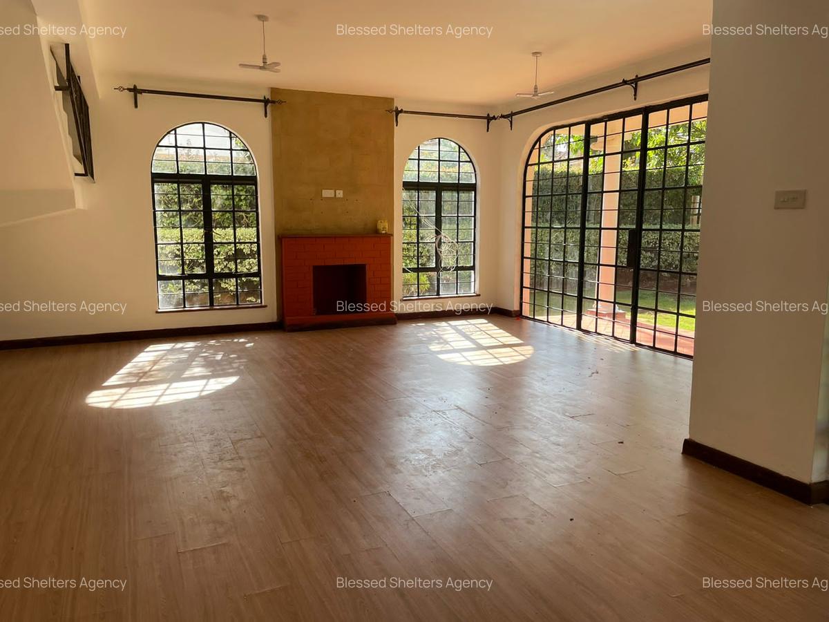 4 Bed Villa with En Suite in Kiambu Road - 5