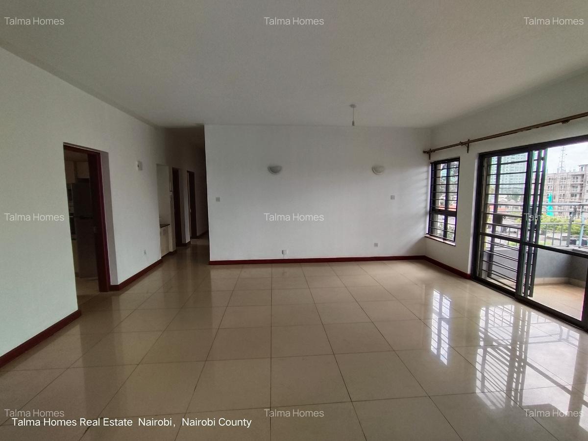 3 Bed Apartment with En Suite in Westlands Area - 14