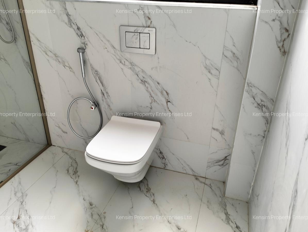 5 Bed Townhouse with En Suite in Lavington - 15