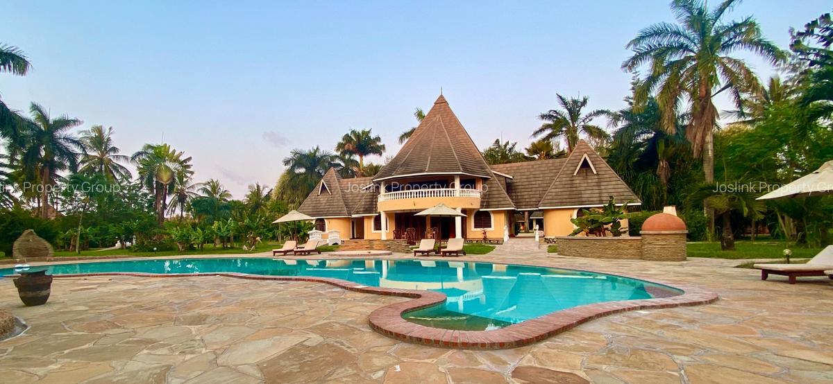 3 Bed Townhouse with En Suite at Mt Kenya - 3