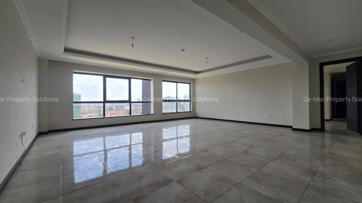 4 Bed Apartment with En Suite in Kileleshwa - 4