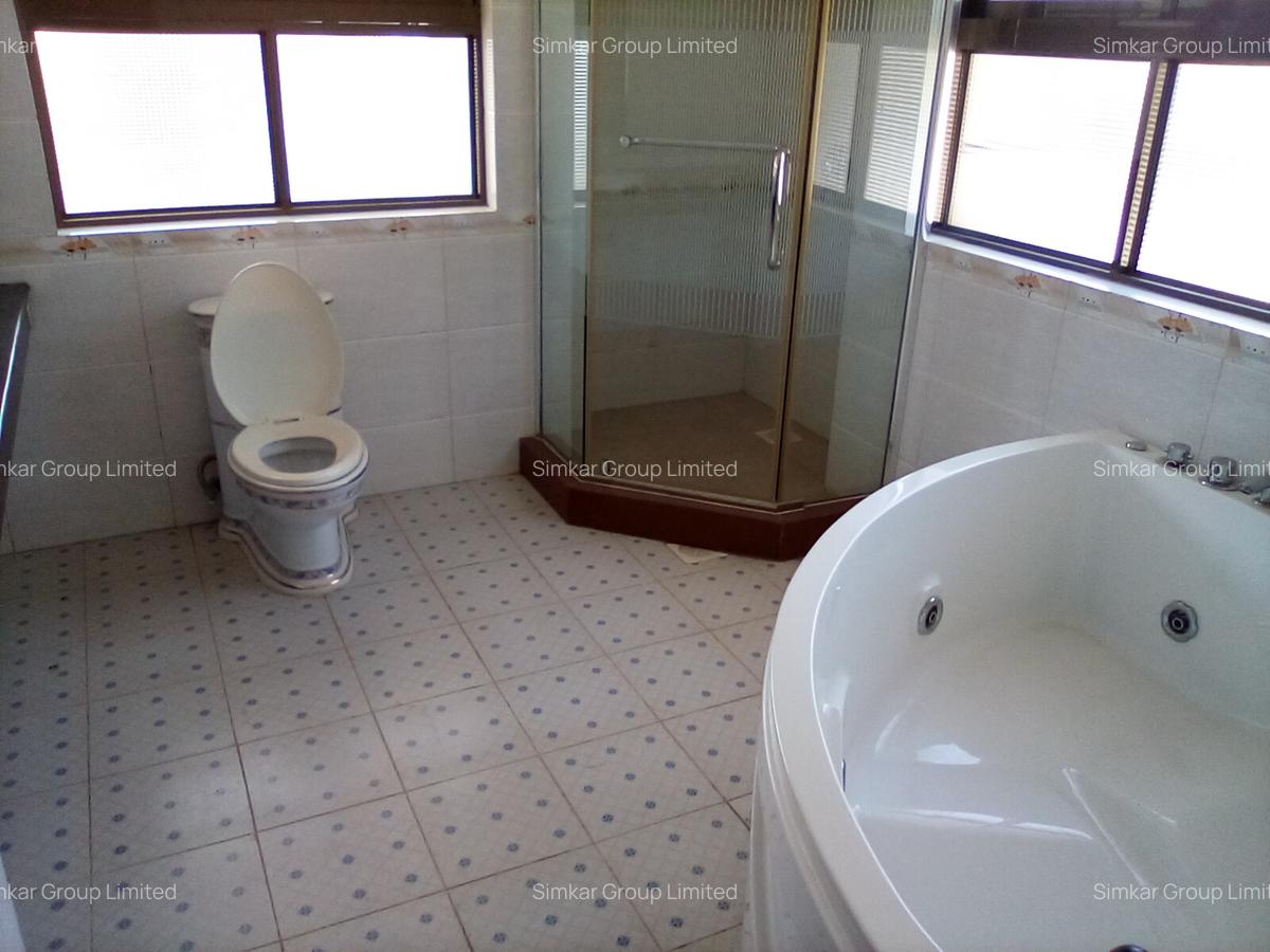 6 Bed Townhouse with En Suite at Karen - 19