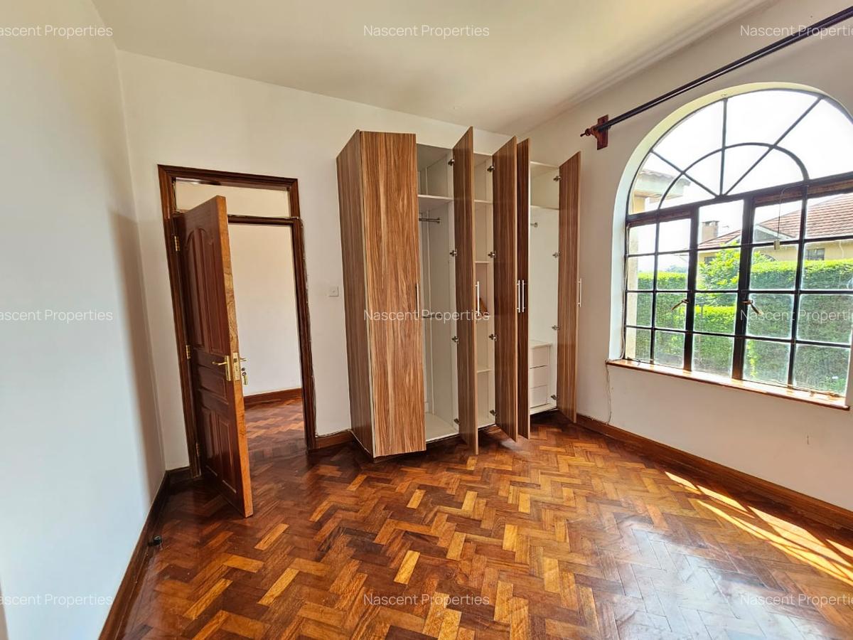 4 Bed Villa with En Suite in Kitisuru - 3