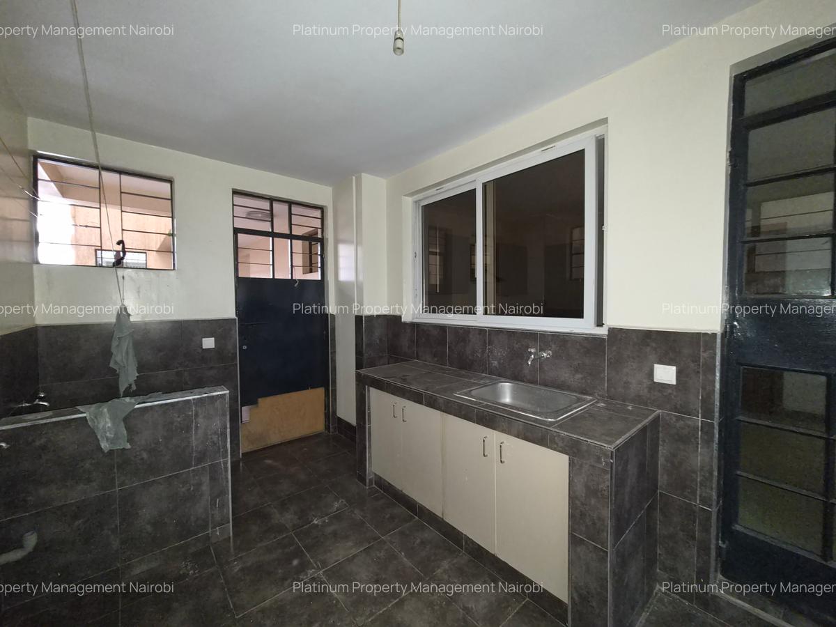 4 Bed Apartment with En Suite at 3Rd Parklands - 6