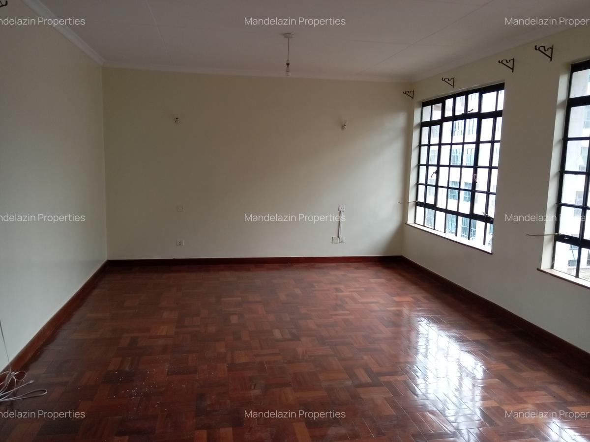 2 Bed Apartment with En Suite at Riverside Drive - 7
