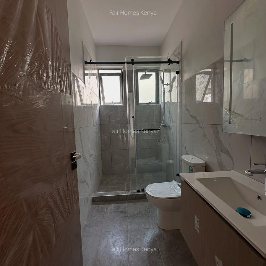 5 Bed Townhouse with En Suite at Lavington Green - 15