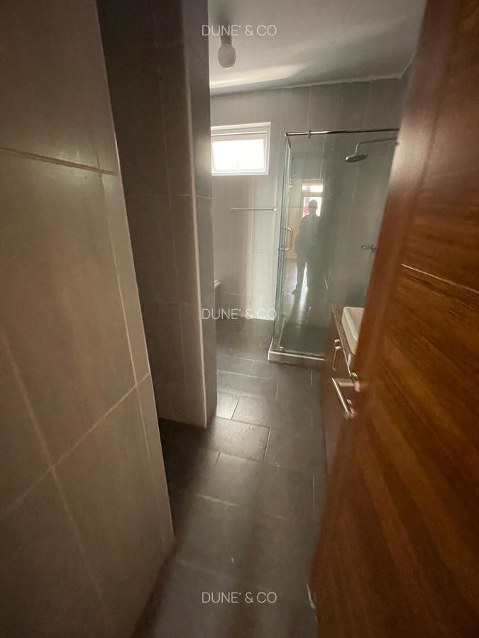 3 Bed Apartment with En Suite in Kilimani - 19