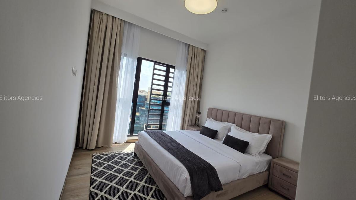 Serviced 2 Bed Apartment with En Suite at Two Rivers - 13
