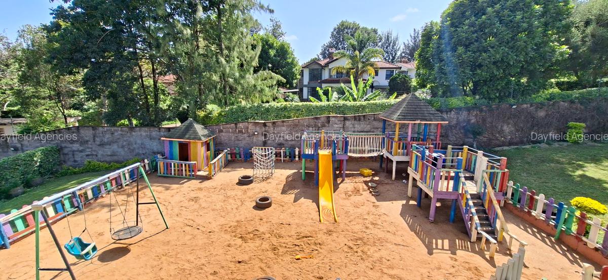 4 Bed House with En Suite at Nyari - 16