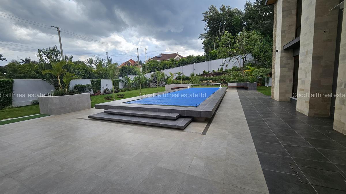 5 Bed House with En Suite in Runda - 19