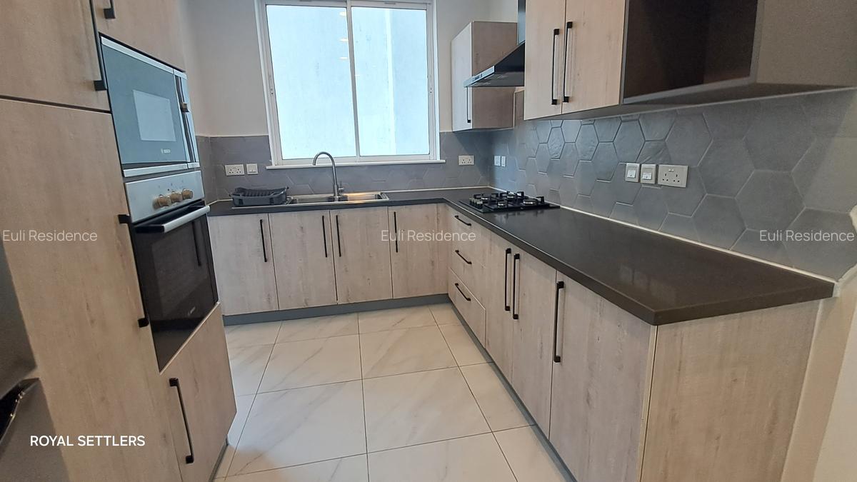 Furnished 2 Bed Apartment with En Suite at Rhapta Rd - 6