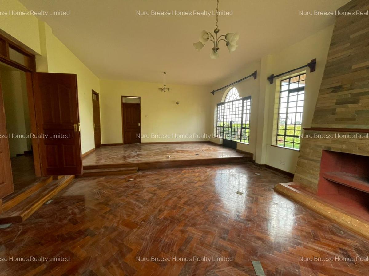 4 Bed Townhouse with En Suite in Kitisuru - 12