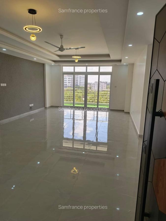 2 Bed Apartment with En Suite at Baobab Road - 5