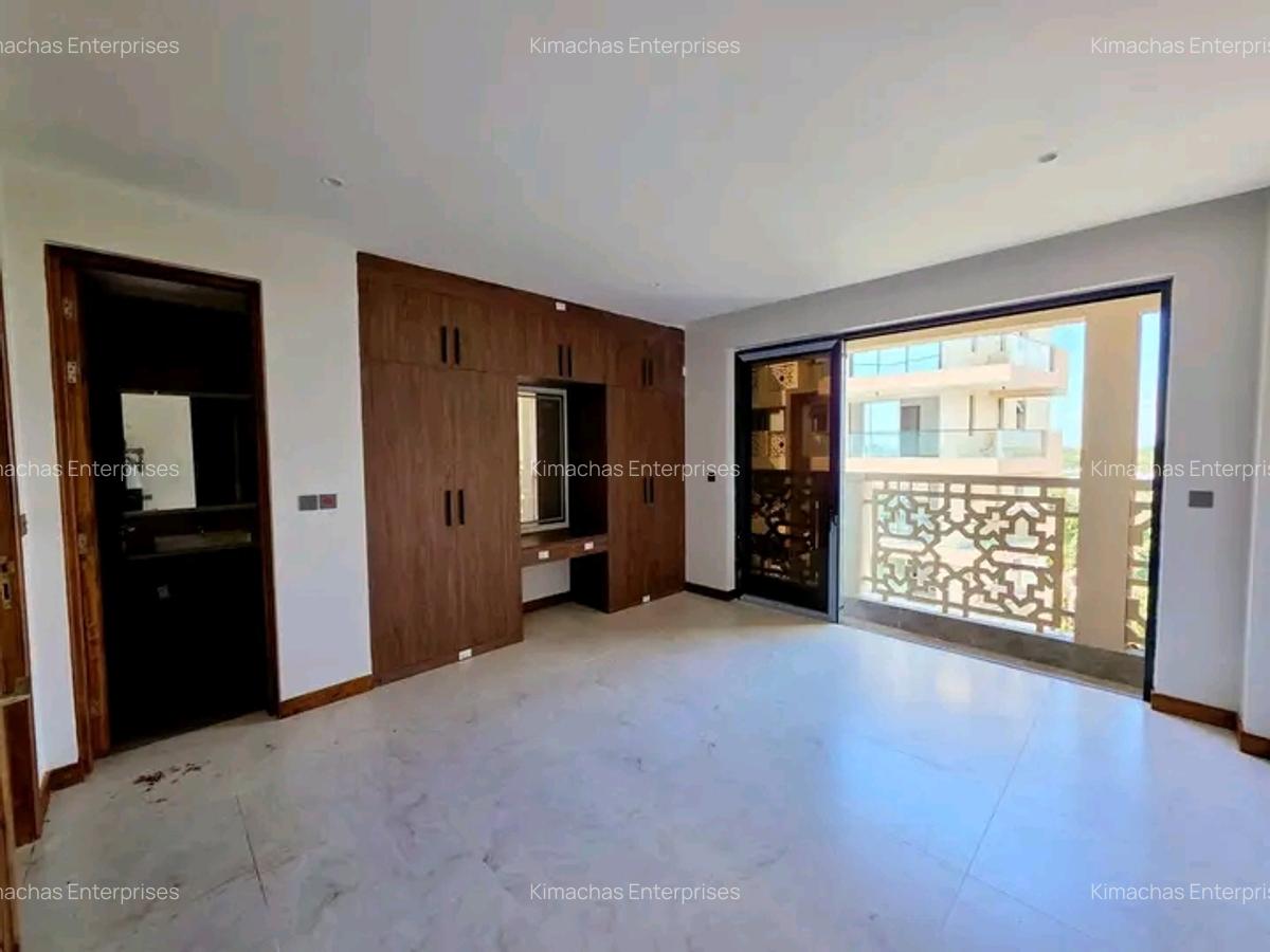 3 Bed Apartment with En Suite at Mbuuni Road - 5